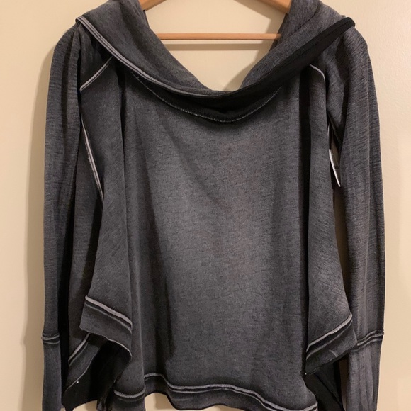 New with tags free people sweater - Picture 2 of 8